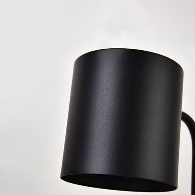 Yunari - Minimalistische Tischlampe aus schmelzendem Wachs