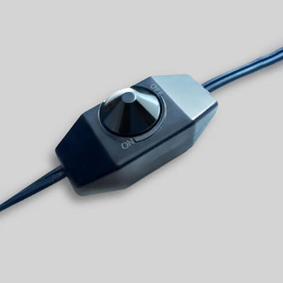 Yunari - Minimalistische Tischlampe aus schmelzendem Wachs