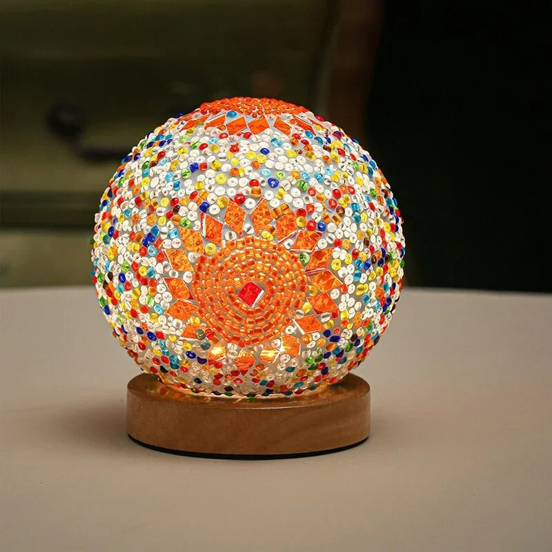 Luminark - Verstellbare USB-LED-Schreibtischlampe