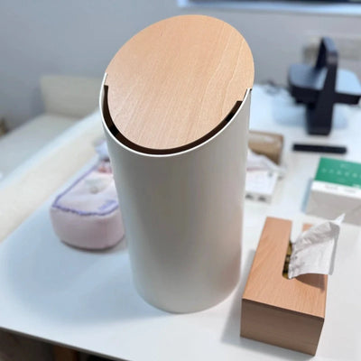 JapandiBin - Minimalistischer Swing Mülleimer mit Holzdeckel