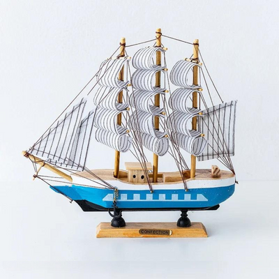 Artz - Segelboot-Skulpturen aus Holz mit Led-Licht