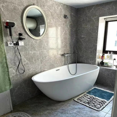 Arvota - Abstrakte Luxus-Badematte mit weicher Textur