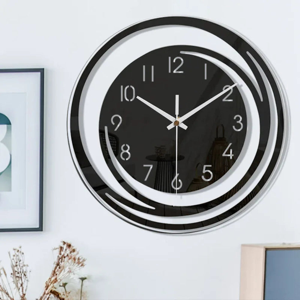 BlackEdge - Zeitgenössische Wanduhr aus Acryl