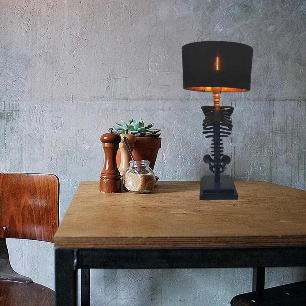 BoneGlow - Handgefertigte Skelett-Tischlampe