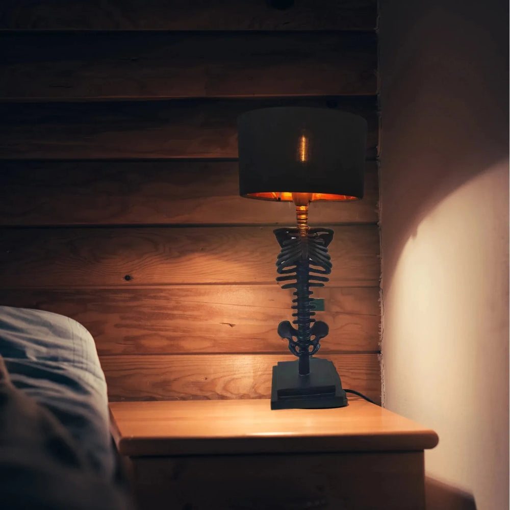 BoneGlow - Handgefertigte Skelett-Tischlampe