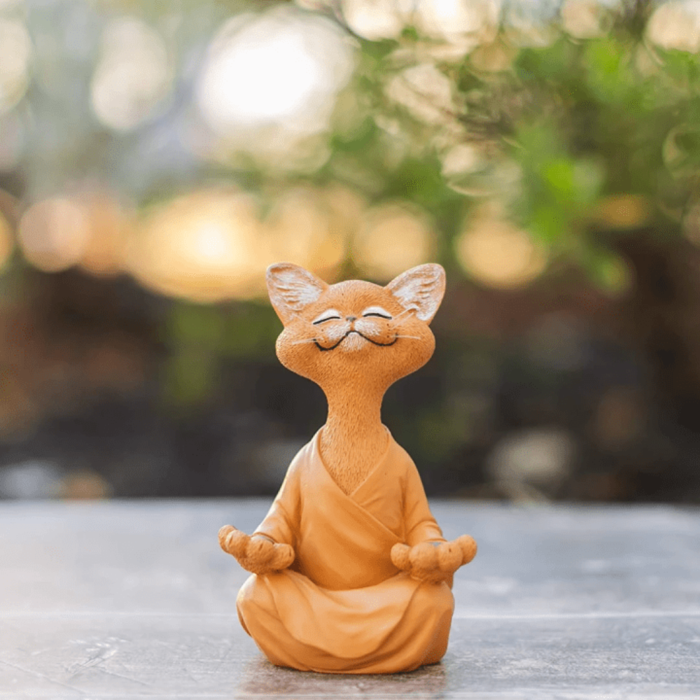 CatOm - Gelassene Katze Buddha Figur
