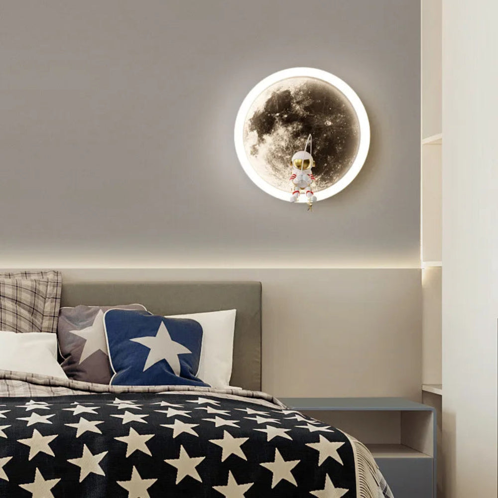 Celunara - LED Mond Wandleuchte