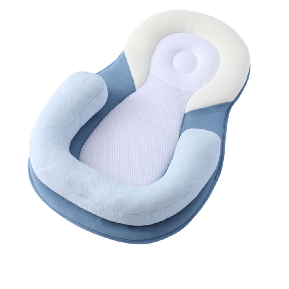 DreamNest - Weiche Babyliege für Neugeborene