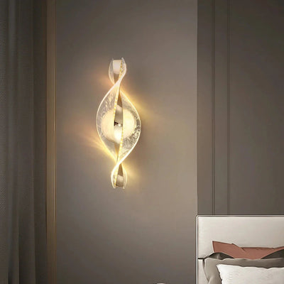 Elysian LED-Wandleuchte - Luxuriöses Acryldesign für moderne Räume