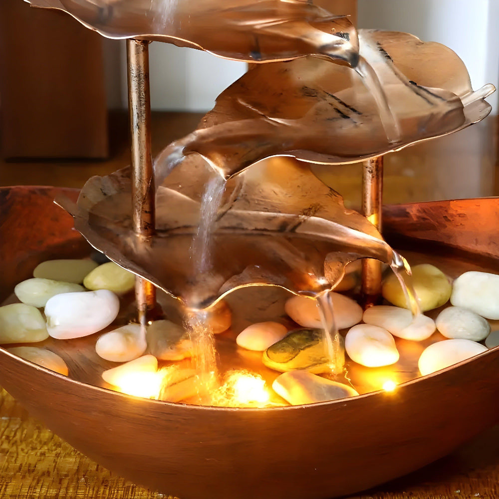 Feronia - Vintage Tischbrunnen mit LED & Eisenblatt Design