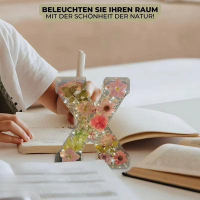 FloraLetter - Floraler LED-Buchstabe aus Harz für Heimdekoration