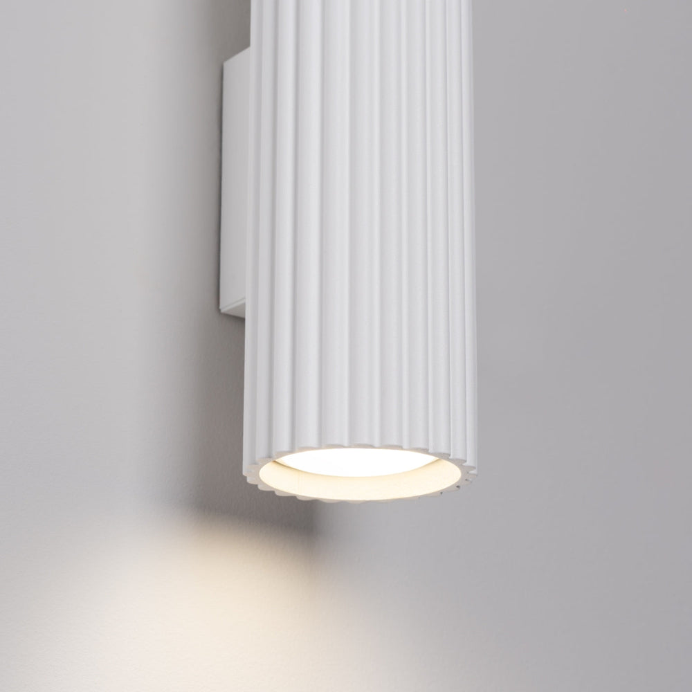 Formalux - Moderne weiße Wandleuchte