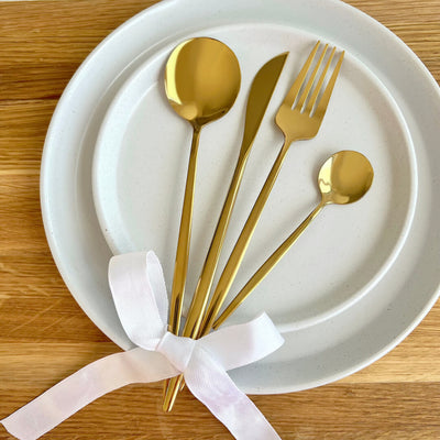Gildora - Minimalistisches goldenes Besteckset