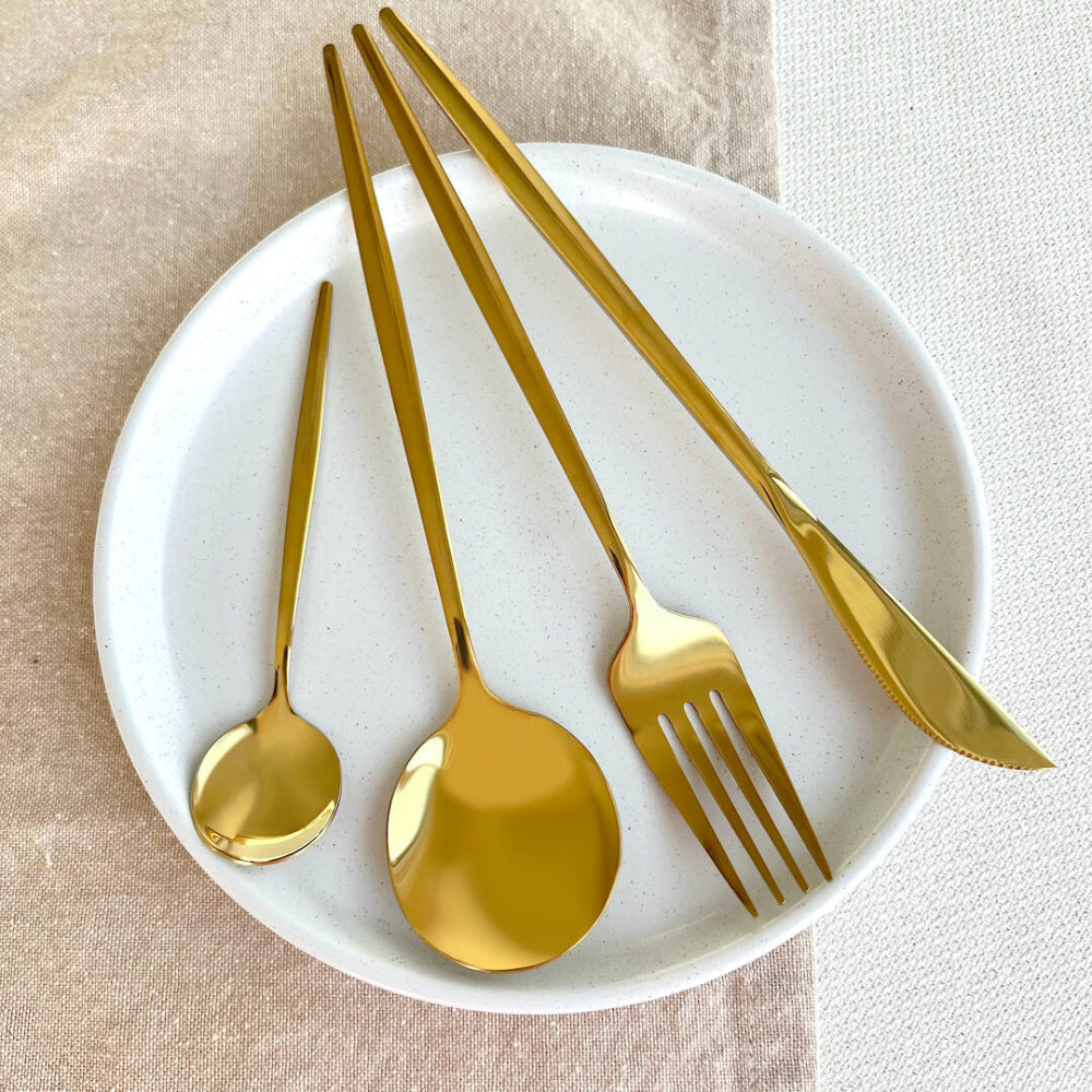 Gildora - Minimalistisches goldenes Besteckset