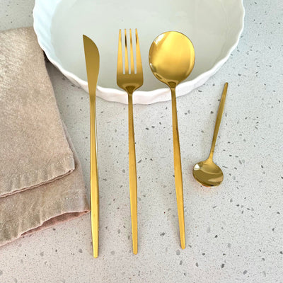 Gildora - Minimalistisches goldenes Besteckset