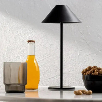 GlowAnywhere - Kabellos aufladbare Tischlampe