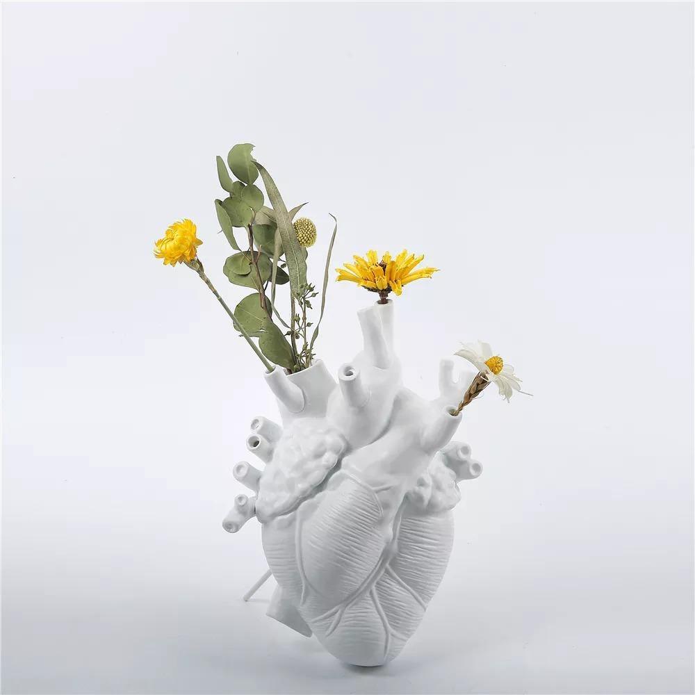 HeartForm - Anatomische Vase aus Harz in Herzform
