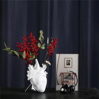 HeartForm - Anatomische Vase aus Harz in Herzform