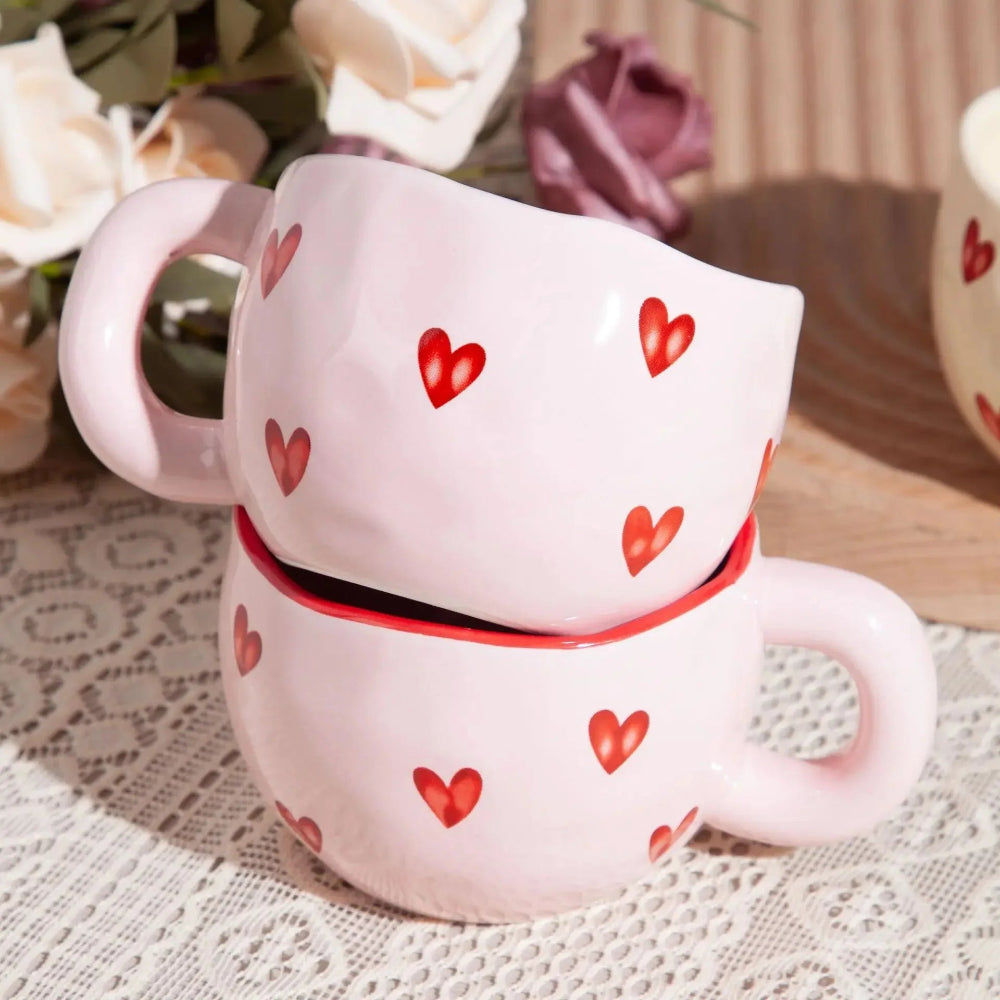 HeartSip - Rosa Keramikbecher mit romantischem Herzdesign
