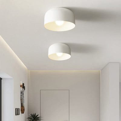 IronGlow – Moderne, bündig montierte Deckenleuchte aus Eisen