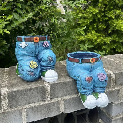 JeanPlanter - Skurriler Blumentopf aus Harz im Denim-Design