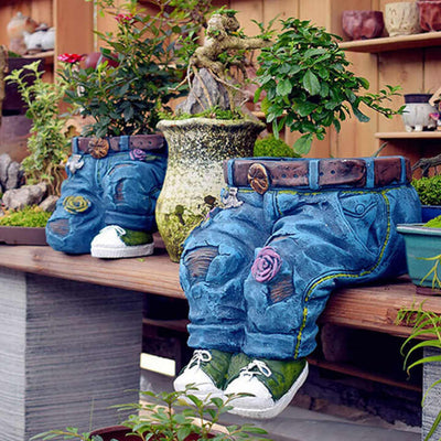 JeanPlanter - Skurriler Blumentopf aus Harz im Denim-Design