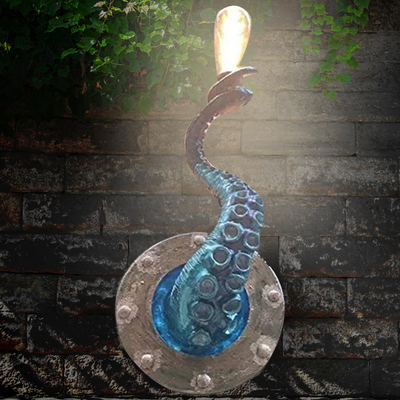 Krakenna - Skulpturale Oktopus-Wandleuchte