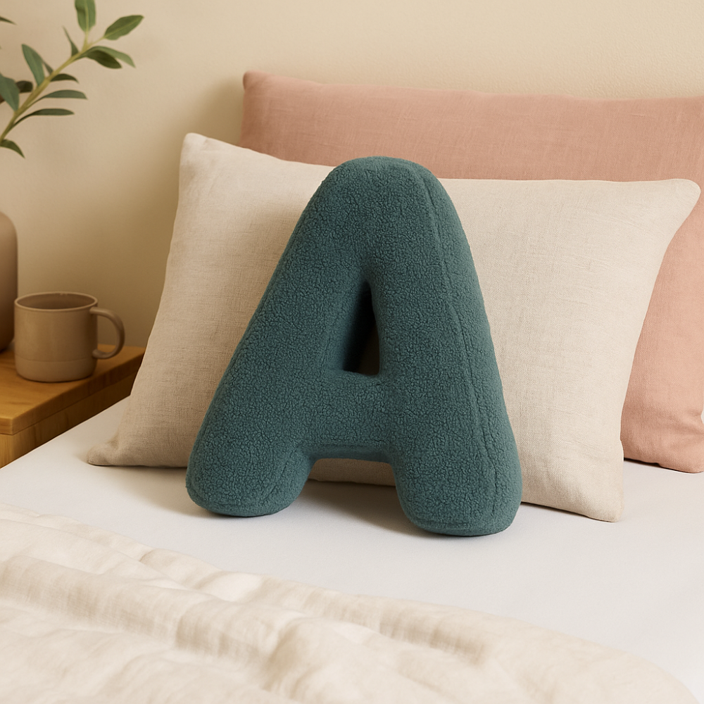 LetterLounge - Personalisiertes Alphabet-Sofa-Kissen