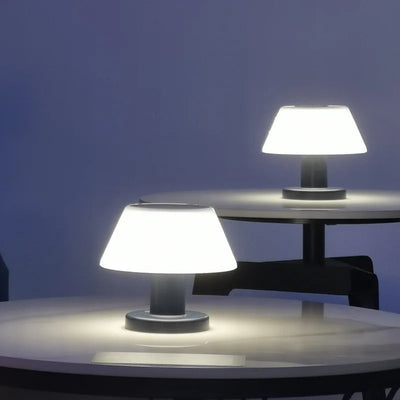 Lunava - Solarbetriebene LED-Tischlampe