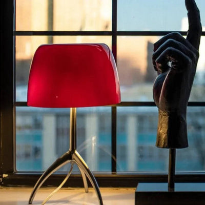 NordicGlow Tischleuchte – Skandinavisches Design aus Glas & Metall