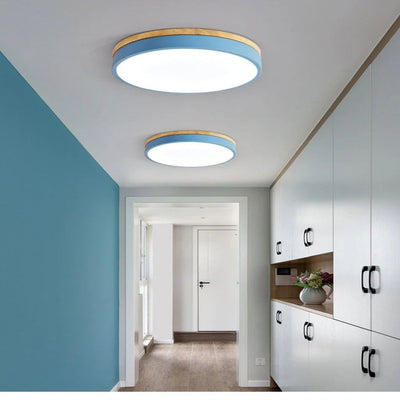 Deckenleuchte aus Naturholz - Nordic Minimalist Design
