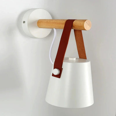 Norluma - Hängende Wandlampe aus Holz