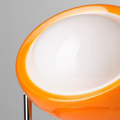 Orbitra - Retro-Futuristische kippbare LED-Tischlampe