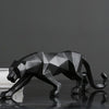 Panthron - Geometrische Panther-Skulptur