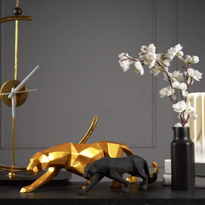 Panthron - Geometrische Panther-Skulptur