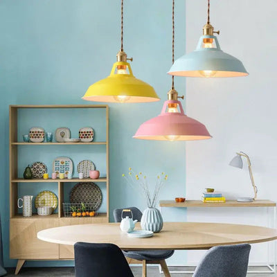 Retro-Hängeleuchte – Vintage-Design in verschiedenen Farben