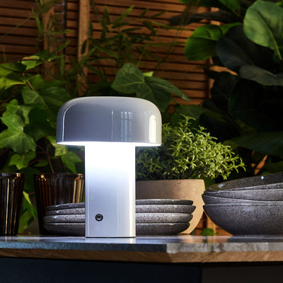 Pop Form Tischleuchte - Glänzende Oberfläche mit Touch Control