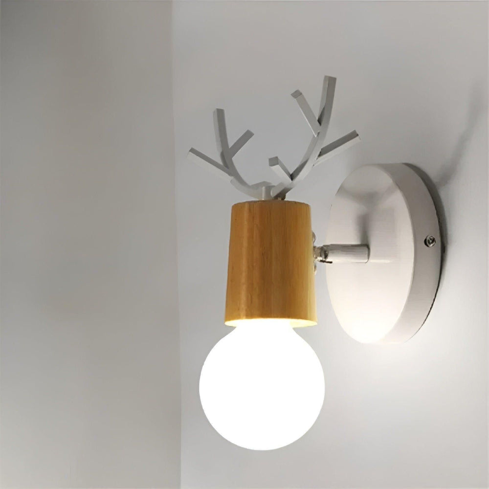 Revolia - LED-Wandleuchte mit Geweih-Inspiration