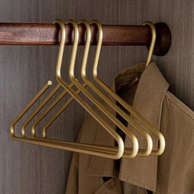 Set mit 5 Kleiderbügeln - Stilvolle Kleiderschrankorganisation