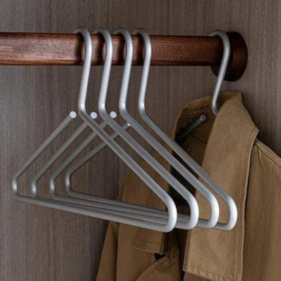 Set mit 5 Kleiderbügeln - Stilvolle Kleiderschrankorganisation
