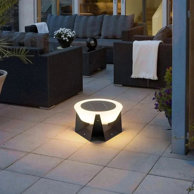 Solar-Säulenleuchte für draußen – Nachhaltige Garten-Beleuchtung
