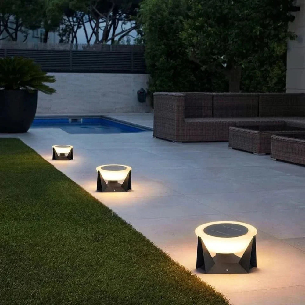 Solar-Säulenleuchte für draußen – Nachhaltige Garten-Beleuchtung