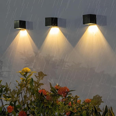 SolarGlow - Solarbetriebene LED-Außenwandleuchte