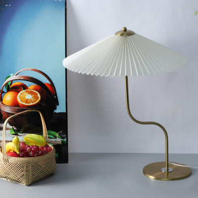 Solveta - Retro Faltenschirm Tischlampe