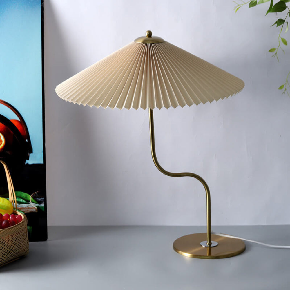 Solveta - Retro Faltenschirm Tischlampe