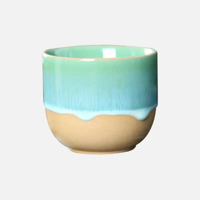 Teetasse mit Farbtropfen-Muster - Elegantes Keramik-Design