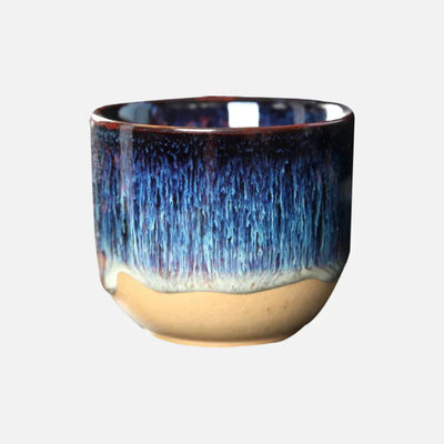 Teetasse mit Farbtropfen-Muster - Elegantes Keramik-Design