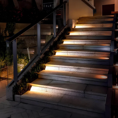 Treppenlicht - Solarbetriebene Eleganz für sicherere Treppenstufen