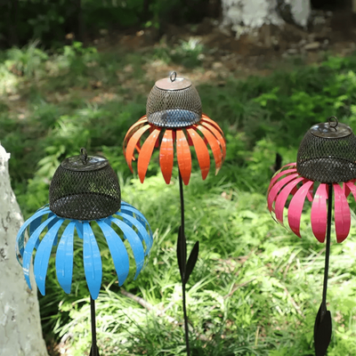 Kegel-Vogelfutterspender - Stilvolles Eisendesign für Gärten