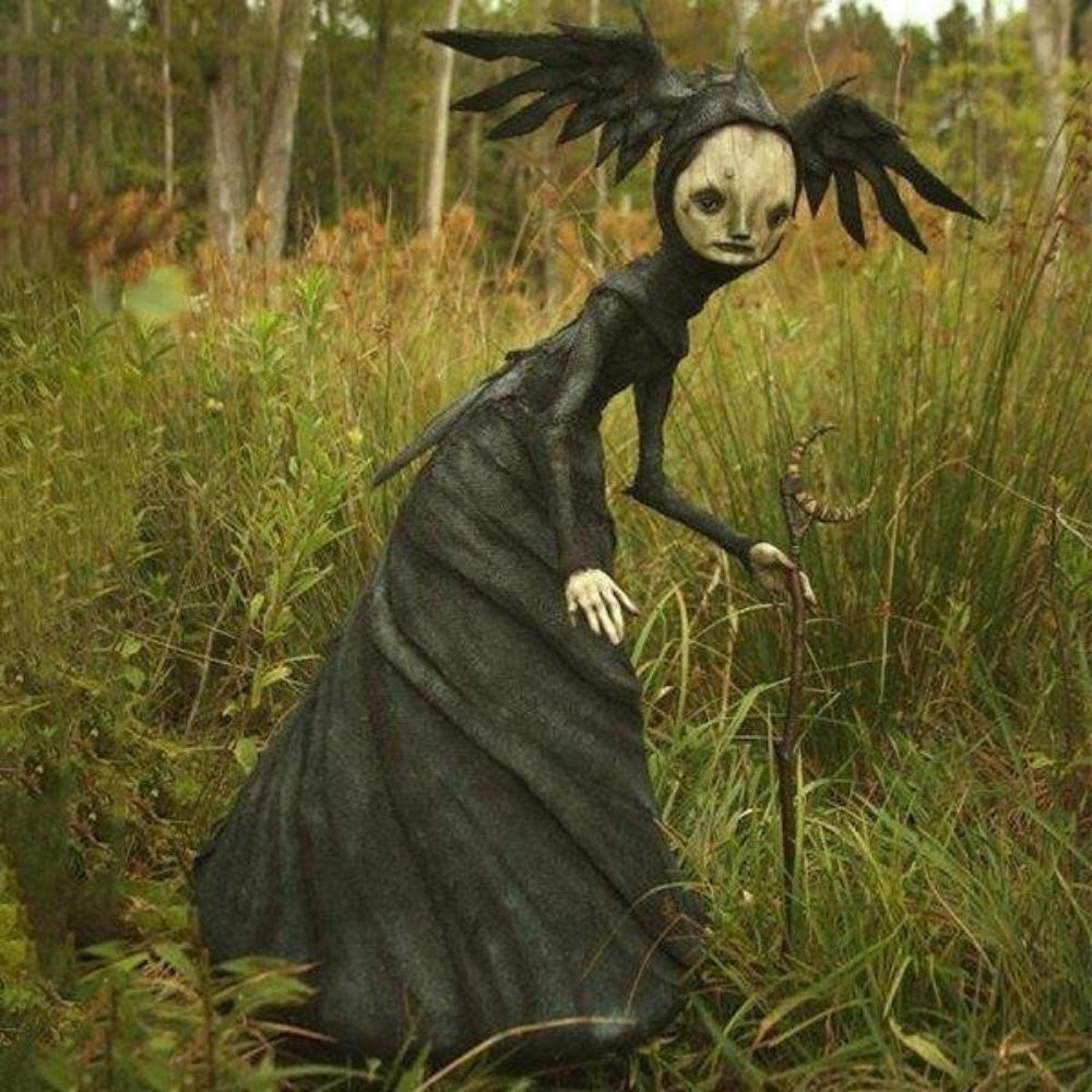 WickedWhimsy - Handgefertigte gruselige Hexen- und Baummann-Skulpturen
